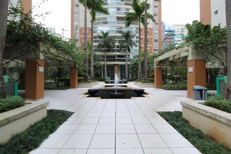 Apartamento para alugar com 96m², 2 quartos e 2 vagasCondomínio