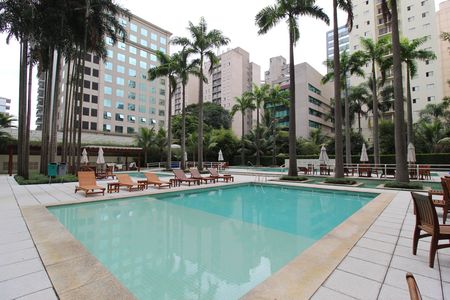 Apartamento para alugar com 96m², 2 quartos e 2 vagasÁrea Comum - Piscina