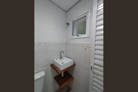 Casa à venda com 134m², 3 quartos e 2 vagasLavabo 