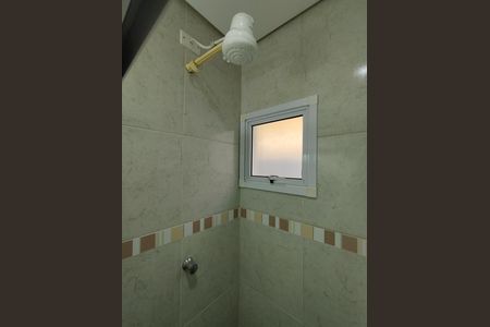 Casa à venda com 134m², 3 quartos e 2 vagasBanheiro - torneira