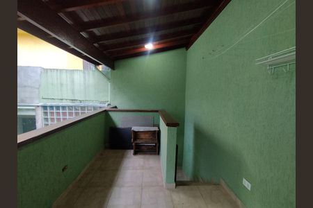 Casa à venda com 134m², 3 quartos e 2 vagasÁrea de Serviço