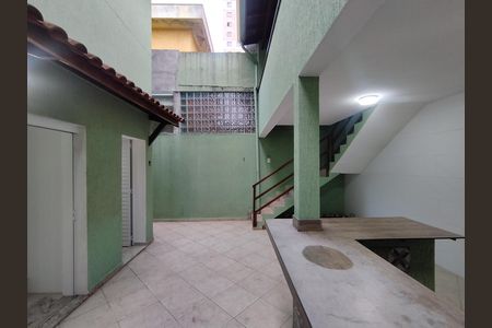 Casa à venda com 134m², 3 quartos e 2 vagasQuintal 