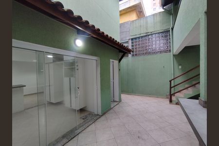 Casa à venda com 134m², 3 quartos e 2 vagasQuintal 