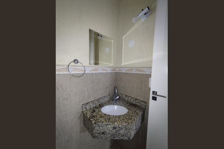 Casa à venda com 134m², 3 quartos e 2 vagasLavabo 