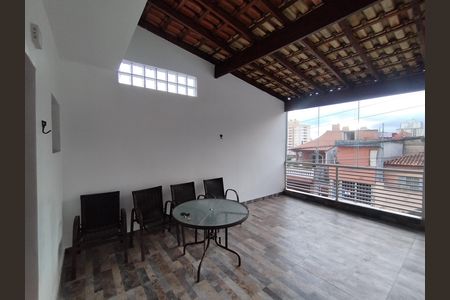 Casa à venda com 134m², 3 quartos e 2 vagasVaranda Suite 
