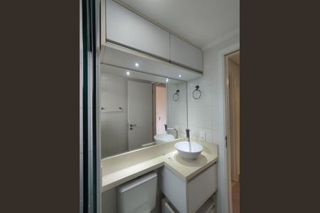 Apartamento à venda com 65m², 2 quartos e 1 vaga Apartamento à venda com 65m², 2 quartos e 1 vagaBanheiro - torneira