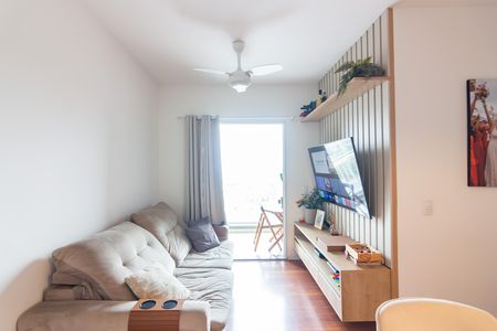 Apartamento à venda com 62m², 2 quartos e 1 vaga Apartamento à venda com 62m², 2 quartos e 1 vagaSala