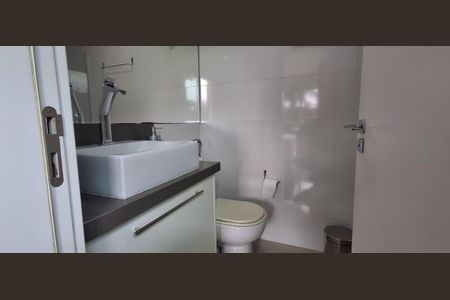Casa para alugar com 204m², 4 quartos e 2 vagas Casa para alugar com 204m², 4 quartos e 2 vagasBanheiro