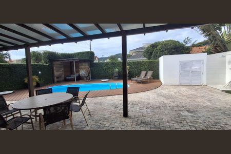 Casa para alugar com 204m², 4 quartos e 2 vagas Casa para alugar com 204m², 4 quartos e 2 vagasÁrea externa