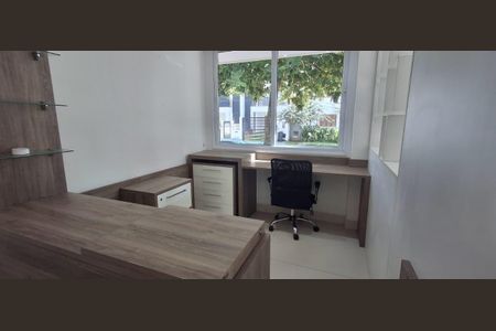 Casa para alugar com 204m², 4 quartos e 2 vagas Casa para alugar com 204m², 4 quartos e 2 vagasQuarto
