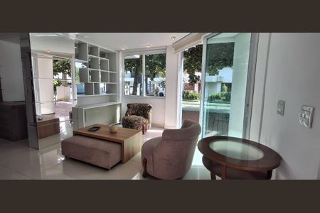 Casa para alugar com 204m², 4 quartos e 2 vagas Casa para alugar com 204m², 4 quartos e 2 vagasSala