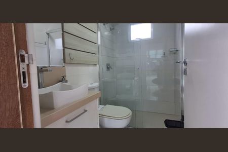 Casa para alugar com 204m², 4 quartos e 2 vagas Casa para alugar com 204m², 4 quartos e 2 vagasBanheiro