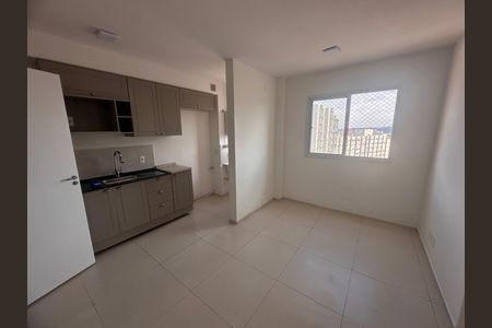 Sala de apartamento para alugar com 2 quartos, 37m² em Santo Amaro, São Paulo