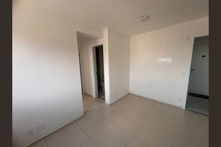 Sala de apartamento para alugar com 2 quartos, 37m² em Santo Amaro, São Paulo