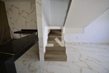 Casa à venda com 87m², 3 quartos e 2 vagas Casa à venda com 87m², 3 quartos e 2 vagasSala
