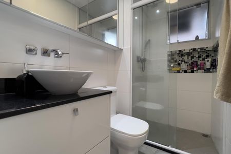Studio para alugar com 39m², 1 quarto e 1 vaga Studio para alugar com 39m², 1 quarto e 1 vagaBanheiro