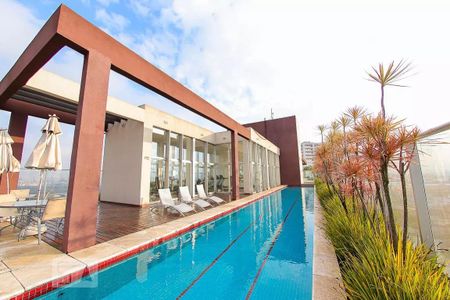 Studio para alugar com 39m², 1 quarto e 1 vaga Studio para alugar com 39m², 1 quarto e 1 vagaPiscina