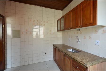 Casa para alugar com 70m², 2 quartos e sem vaga Casa para alugar com 70m², 2 quartos e sem vagaCozinha