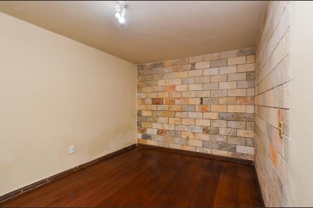 Casa para alugar com 70m², 2 quartos e sem vaga Casa para alugar com 70m², 2 quartos e sem vagaSala de Estar