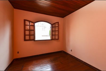 Casa para alugar com 70m², 2 quartos e sem vaga Casa para alugar com 70m², 2 quartos e sem vagaSuíte