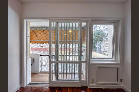 Apartamento para alugar com 96m², 3 quartos e 1 vaga