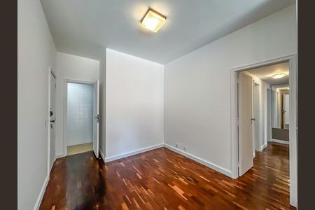 Apartamento para alugar com 3 quartos, 96m² em Laranjeiras, Rio de Janeiro