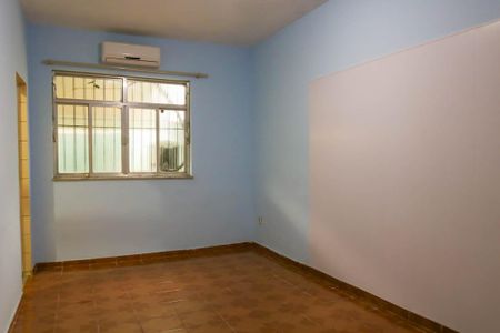 Quarto de casa para alugar com 1 quarto, 45m² em Quintino Bocaiúva, Rio de Janeiro