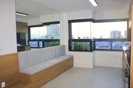 Sala de apartamento para alugar com 2 quartos, 67m² em Jardim Flor da Montanha, Guarulhos