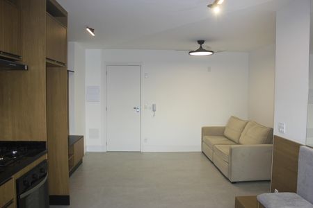 Sala de apartamento para alugar com 2 quartos, 67m² em Jardim Flor da Montanha, Guarulhos
