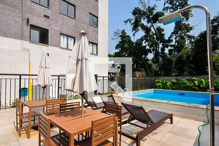 Apartamento para alugar com 41m², 2 quartos e sem vaga Apartamento para alugar com 41m², 2 quartos e sem vagaÁrea comum - Piscina