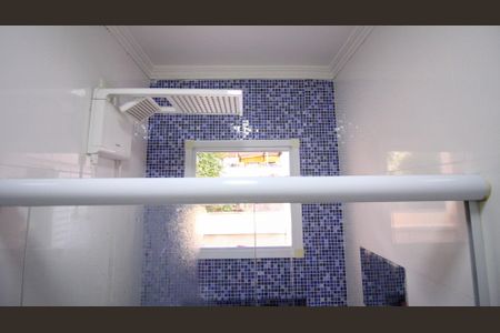 Casa de condomínio à venda com 56m², 2 quartos e 1 vagaBanheiro