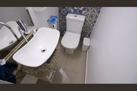 Casa de condomínio à venda com 56m², 2 quartos e 1 vagaLavabo