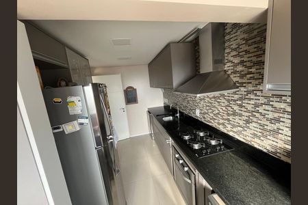 Apartamento à venda com 83m², 3 quartos e 1 vaga Apartamento à venda com 83m², 3 quartos e 1 vagaCozinha