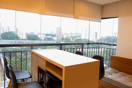 Apartamento para alugar com 95m², 2 quartos e 1 vaga Apartamento para alugar com 95m², 2 quartos e 1 vagaSacada