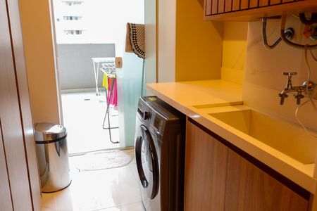 Apartamento para alugar com 95m², 2 quartos e 1 vaga Apartamento para alugar com 95m², 2 quartos e 1 vagaLavanderia