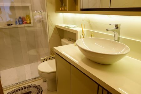 Apartamento para alugar com 95m², 2 quartos e 1 vaga Apartamento para alugar com 95m², 2 quartos e 1 vagaBanheiro