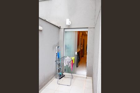 Apartamento para alugar com 95m², 2 quartos e 1 vaga Apartamento para alugar com 95m², 2 quartos e 1 vagaQuintal