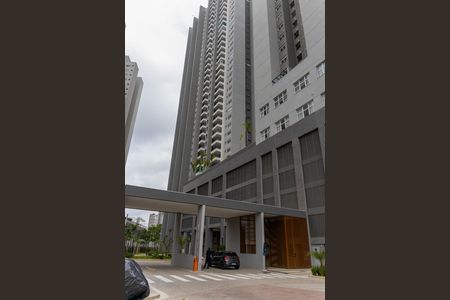 Apartamento para alugar com 95m², 2 quartos e 1 vaga Apartamento para alugar com 95m², 2 quartos e 1 vagaFachada