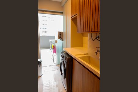 Apartamento para alugar com 95m², 2 quartos e 1 vaga Apartamento para alugar com 95m², 2 quartos e 1 vagaLavanderia