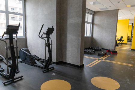 Apartamento para alugar com 95m², 2 quartos e 1 vaga Apartamento para alugar com 95m², 2 quartos e 1 vagaÁrea comum - Academia