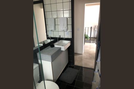 Banheiro 2 de apartamento para alugar com 1 quarto, 88m² em São Lucas, Belo Horizonte