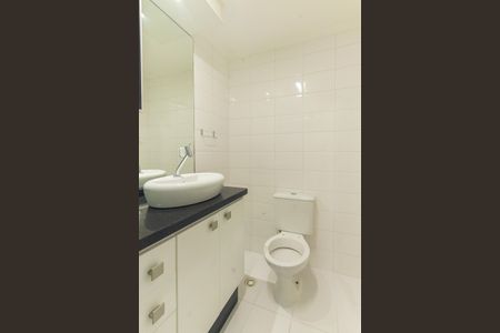 Apartamento para alugar com 81m², 3 quartos e 2 vagas Apartamento para alugar com 81m², 3 quartos e 2 vagasBanheiro Social