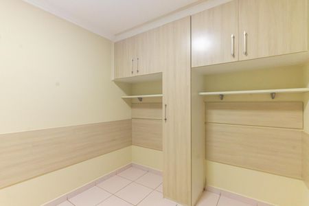 Apartamento para alugar com 81m², 3 quartos e 2 vagas Apartamento para alugar com 81m², 3 quartos e 2 vagasQuarto 2