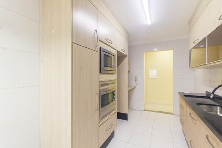 Apartamento para alugar com 81m², 3 quartos e 2 vagas Apartamento para alugar com 81m², 3 quartos e 2 vagasCozinha