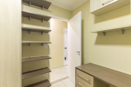 Apartamento para alugar com 81m², 3 quartos e 2 vagas Apartamento para alugar com 81m², 3 quartos e 2 vagasQuarto 3