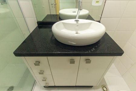 Apartamento para alugar com 81m², 3 quartos e 2 vagas Apartamento para alugar com 81m², 3 quartos e 2 vagasBanheiro Social
