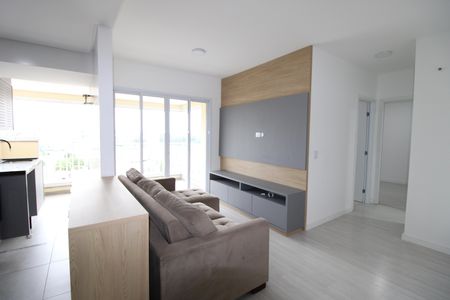 Apartamento para alugar com 60m², 2 quartos e 1 vagaSala / Cozinha