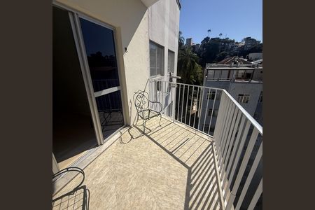 Apartamento à venda com 62m², 2 quartos e 1 vagaVaranda
