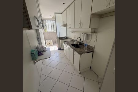 Cozinha de apartamento à venda com 2 quartos, 62m² em Glória, Rio de Janeiro