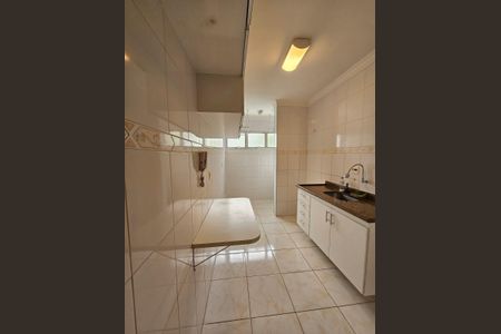 Apartamento à venda com 57m², 2 quartos e 1 vaga Apartamento à venda com 57m², 2 quartos e 1 vagaCozinha